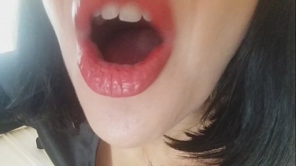 亲爱的，你的继母今天不让你去上学...... 我太需要你了...